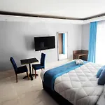The Osiris B&B 마르사실로크