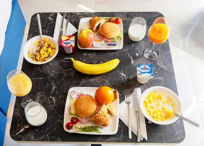 Bed & Breakfast The Osiris 4*